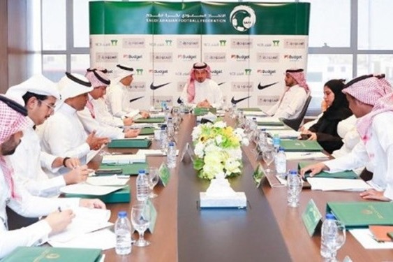 کمک 330 میلیارد تومانی وزارت ورزش عربستان به باشگاههای فوتبال در ایام کرونا