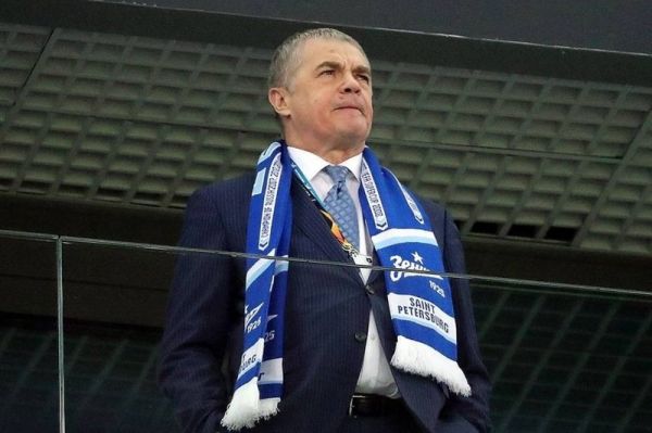  طعنه مدیرعامل زنیت به خرید مدافع یوونتوس و فروش سردار آزمون