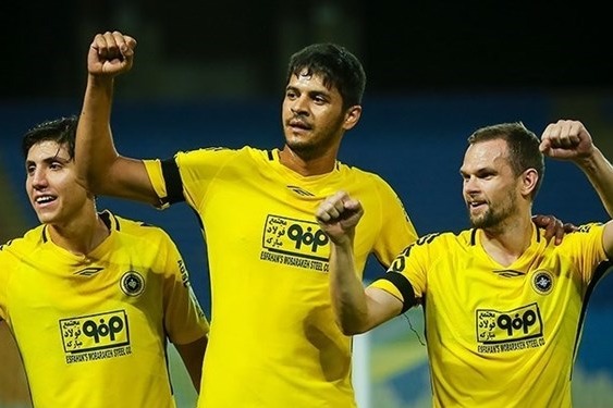  خارجی‌های سپاهان، ایران را ترک کردند