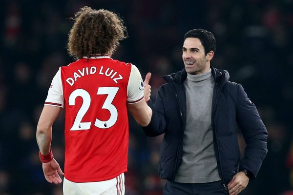 داوید لوئیز ۳۳ سال دارم و هنوز در حال یادگیریام