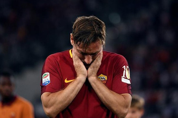 توتی نمیتوانم به تمرین رم بروم؛ گریهام میگیرد