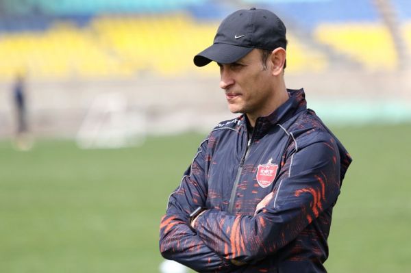 یحیی گلمحمدی پرسپولیس لیست مازاد ندارد باشگاه میتواند پول استوکس را پس بگیرد