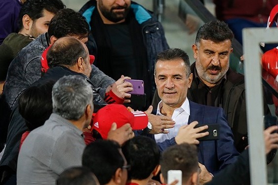  عربشاهی  انصاری‌فرد با خودسری بدهی روی بدهی آورد  او نارفیقی کرد