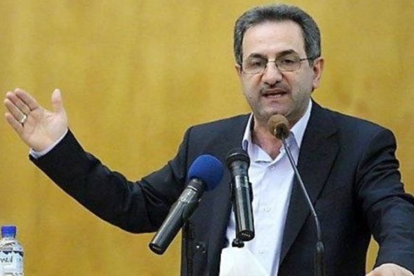  حضور استاندار تهران در دفتر باشگاه استقلال