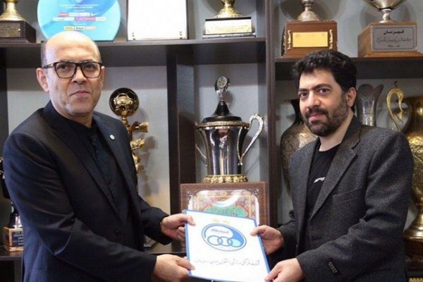 خلف جانشین نوریفر نمیشود