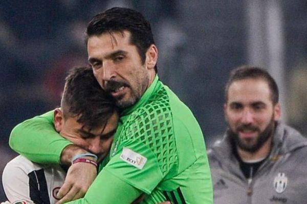 کوبولی نباید حرکاتی مثل بغل کردن دیبالا توسط بوفون تکرار شود