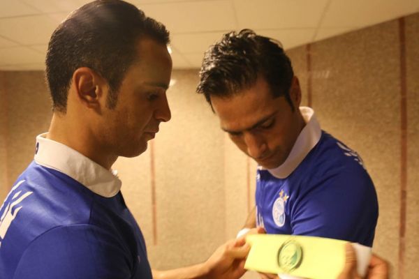 داستان لایوی که با دعوا تمام شد موسوی به برهانی آنها آبروی من را بردند