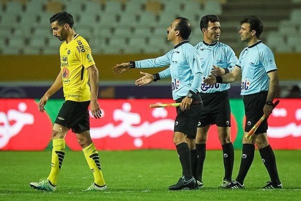  ایرانپوریان  ادامه لیگ برتر کار خطرناکی است