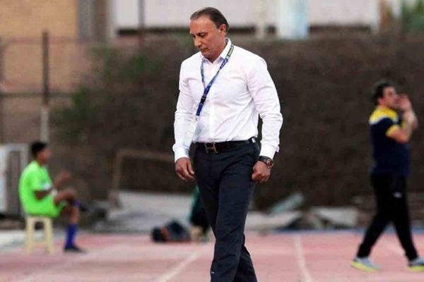 درخشان ادامه لیگ به ضرر فوتبال ایران است