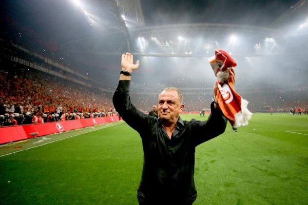 ۱۰۰ مربی برتر تاریخ به انتخاب ۴۴۲ قسمت اول امپراطور زیرک