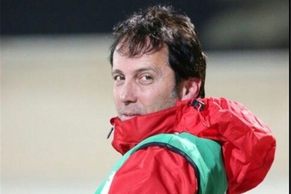 عزیزیان میخواهند با بهانهتراشی قهرمانی را از پرسپولیس بگیرند