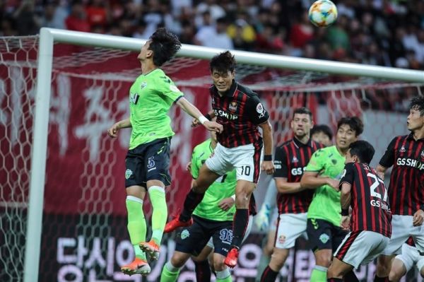 ممنوعیت صحبت بازیکنان در دیدارهای لیگ کرهجنوبی