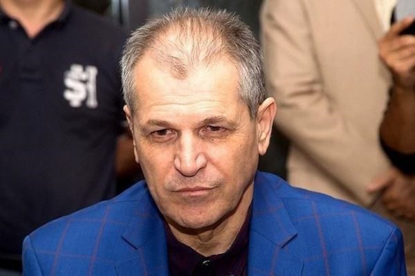  اصرار منزوی به کناره‌گیری از استقلال