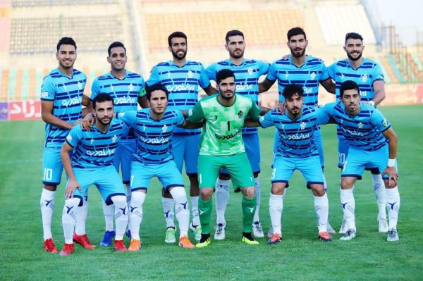  پزشک پیکان  ادامه رقابت‌های لیگ برتر فوتبال ریسک بالایی دارد