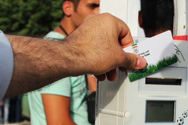  گزارش ایران ورزشی درباره فاجعه مدیریتی پرونده بلیت‌فروشی پرسپولیس و استقلال