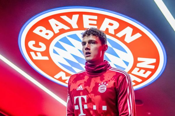 پاوارد پیش از اولین بازی بایرن مونیخ برای شادی هواداران بازی میکنیم