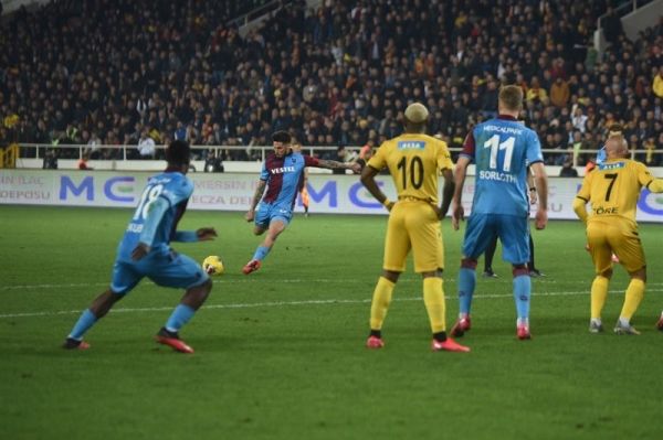  احتمال از سرگیری سوپرلیگ ترکیه با حضور تماشاگران