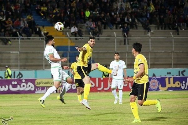 میرجوان ادامه مسابقات لیگ برتر فایدهای ندارد