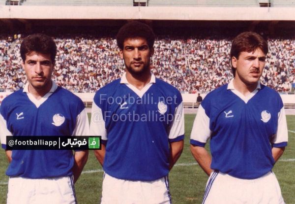  ٢٨ ارديبهشت ١٣٦٩، جوادزرينچه، عباس سرخاب و صادق ورمزيار دقايقى قبل از آغاز ديدار استقلال ملوان در نيمه نهايى ليگ قدس