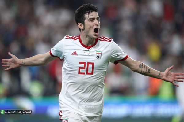  روزنامه گاتزتا دلو اسپورت  ناپولی ۵۰ میلیون یورو برای سردار آزمون و اورتون کنار گذاشت