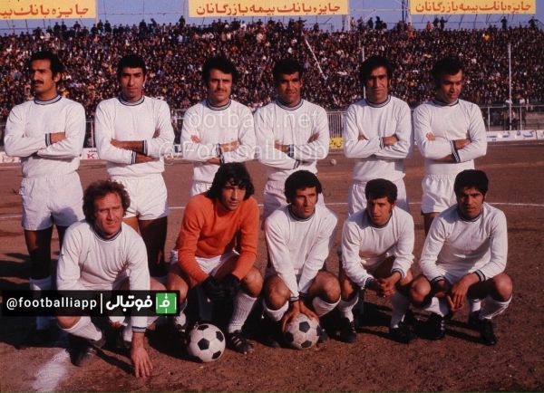  نوستالژی  ٢٤ اسفند١٣٥٠، ديدار دوستانه   منتخب تهران ١ كروزيرو برزيل ١ گل  غلامحسين مظلومى  ايستاده از راست  كاشانى، جبارى، حلوايى، بهزادى، عرب، مظلومى، نشسته ازراست  آشتيانى، پروين، ايرانپاك، حجازى، كلانى