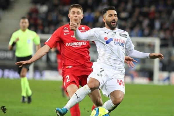 سامان قدوس برای امضای قرارداد با اوئسکا تحت فشار قرار داشتم