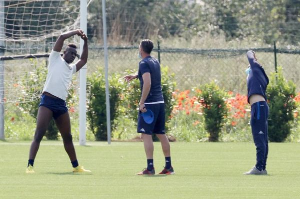  حاشیه جدید بالوتلی و بی‌محلی به برشا؛ سوپرماریو تنهایی تمرین می‌کند