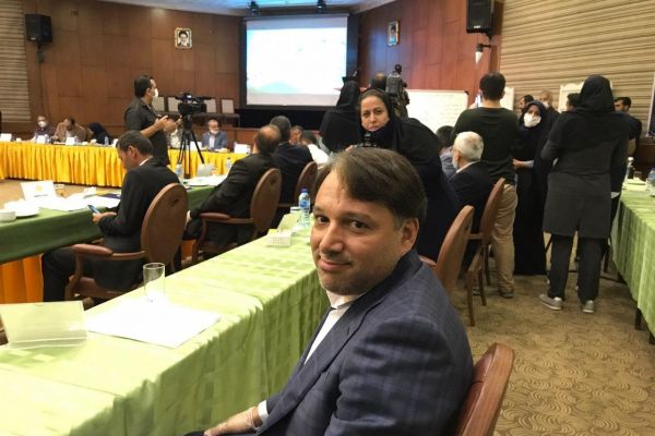 داود عزیزی رئیس فدراسیون تنیس شد