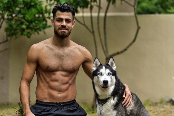  تصویری جالب از بدن آماده مرتضی پورعلی‌گنجی که همشهری آنلاین آن را منتشر کرده است