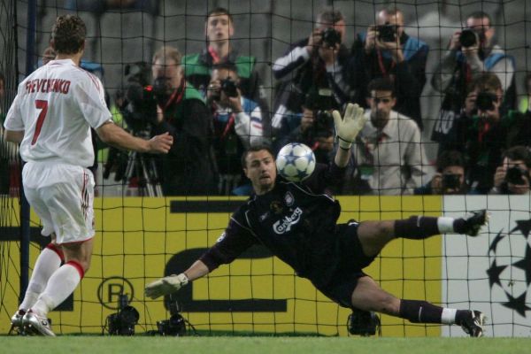 دروازهبان سابق لیورپول میخواستم رافا بنیتز را با مشت بزنم