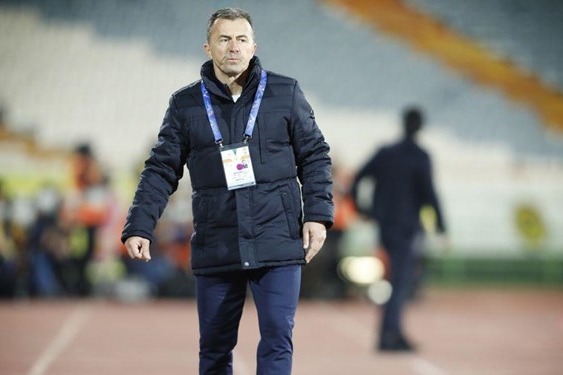 واکنش عضو هیات مدیره ذوبآهن به شایعه فسخ قرارداد با رادولوویچ