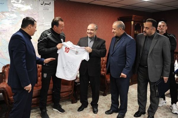  واکنش وزارت ورزش به صحبتهای تاج درباره انتخاب ویلموتس