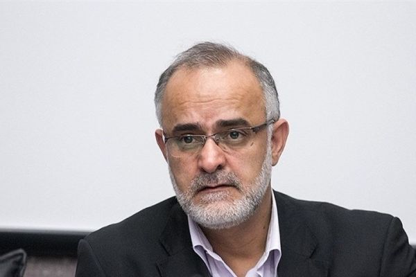  جلسه نبی با مسولان کمیته های مختلف فدراسیون فوتبال