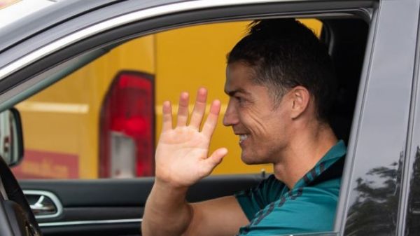 خبرنگار ایتالیایی بحث جدایی رونالدو از یوونتوس جدی است