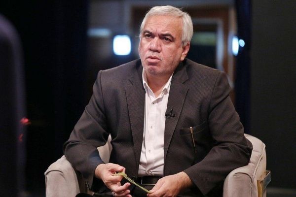 فتحاللهزاده علی دایی از اول استقلالی بود