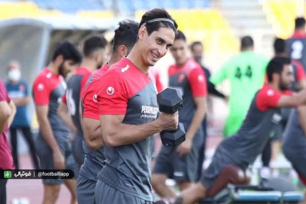  گزارش تمرین پرسپولیس  کری بین مربیان را تیم باقری برد