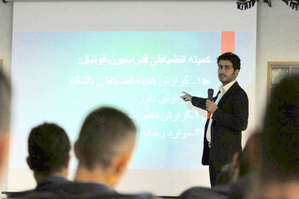 شاهمنصوری فیفا و AFC صلاحیت تصمیمگیری درباره لیگ ایران را ندارند