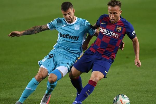  یوونتوس پیشنهادش را برای آرتور بالا برد اما کافی نیست