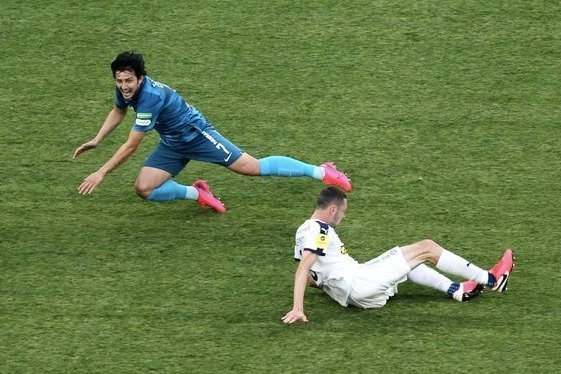 لیگ برتر روسیه پیروزی دشوار تیم آزمون با کمک VAR