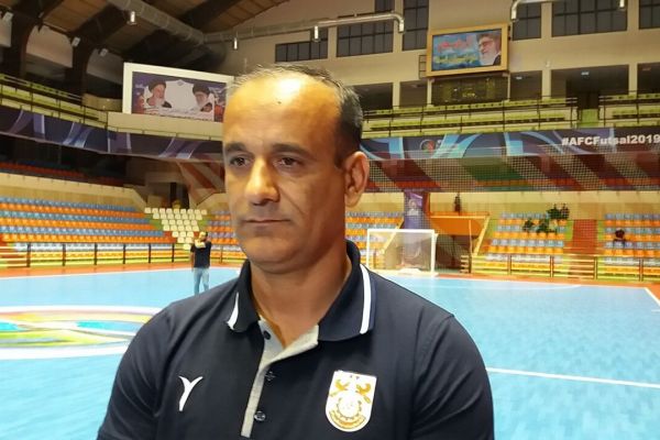 افضل شاگردم که سرمربی شده، معرفت ندارد