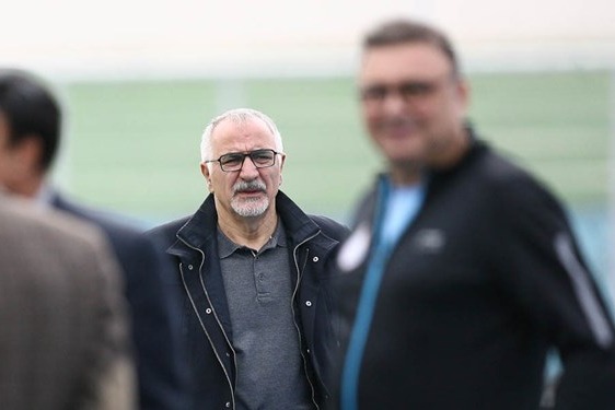 حاجیلو بعد از 48 سال زحمت برای استقلال مزدم را گرفتم