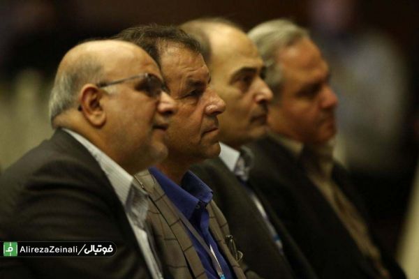 طالقانی تاج جلسه انتخاباتی با هیچ فردی نداشته است