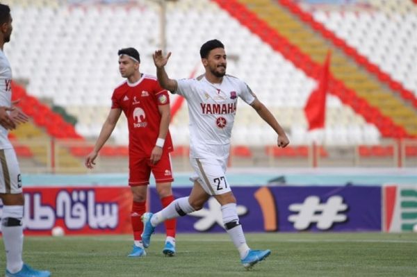 لیگ نوزدهم تراکتور در خانه مقابل نساجی زمینگیر شد