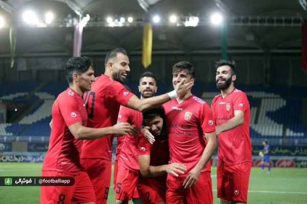 لیگ نوزدهم دهمین باخت ذوبآهن با یک پنالتی هدر رفته