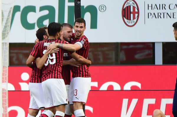 پیولی پس از برد مقابل رم میلان بالاخره یک تیم بزرگ را شکست داد