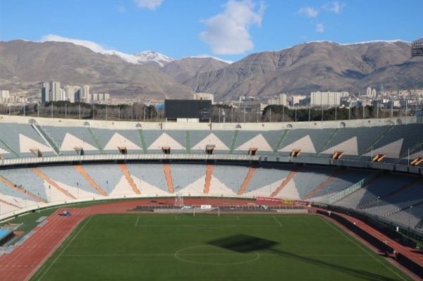  حواشی استقلال - سایپا  شبیه‌سازی صدای هواداران از بلندگوی ورزشگاه