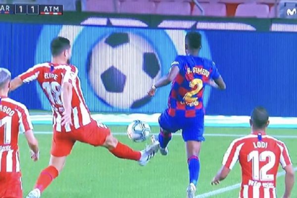  کارشناس داوری آس  پنالتی به سود بارسلونا اشتباه بود؛ پنالتی‌های اتلتیکو درست