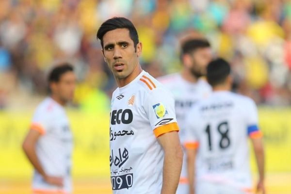  پیوستن بازیکن سابق فولاد به نفت مسجدسلیمان