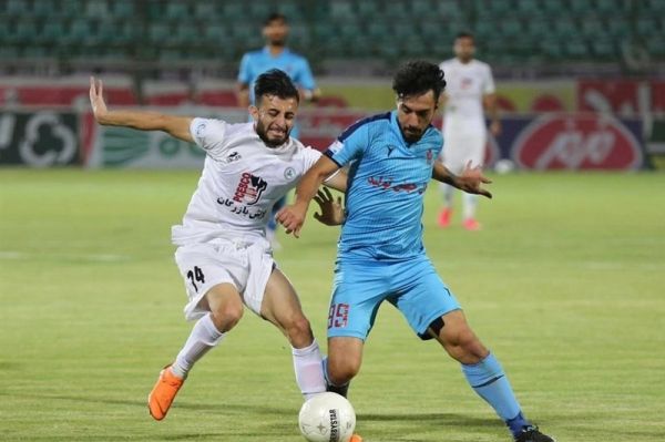 جشنواره گل پیکانِ ته جدولی مقابل ذوبآهن در اصفهان