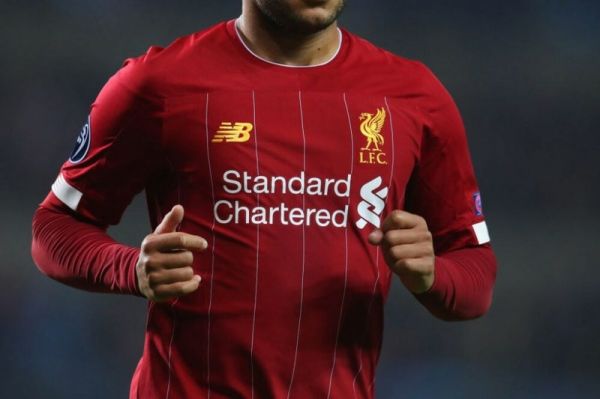 مشکل عجیب هواداران لیورپول؛ پیراهن تیم در فروشگاهها موجود نیست